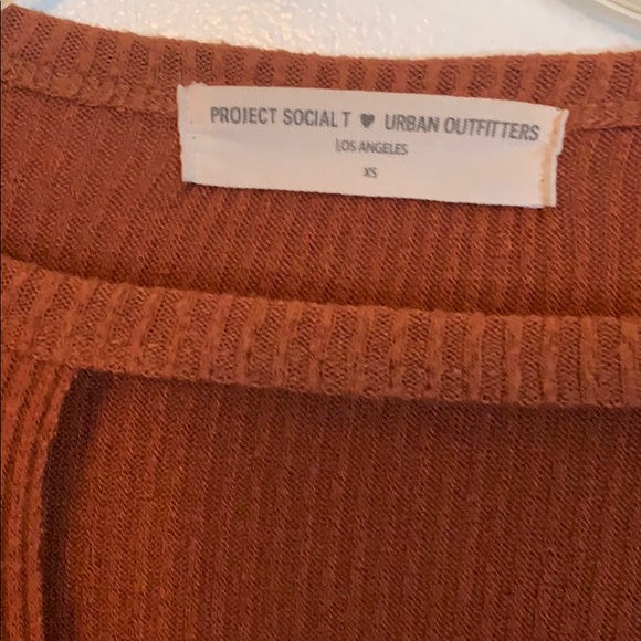 Urban Outfitters Sweater - Picture 2 of 4